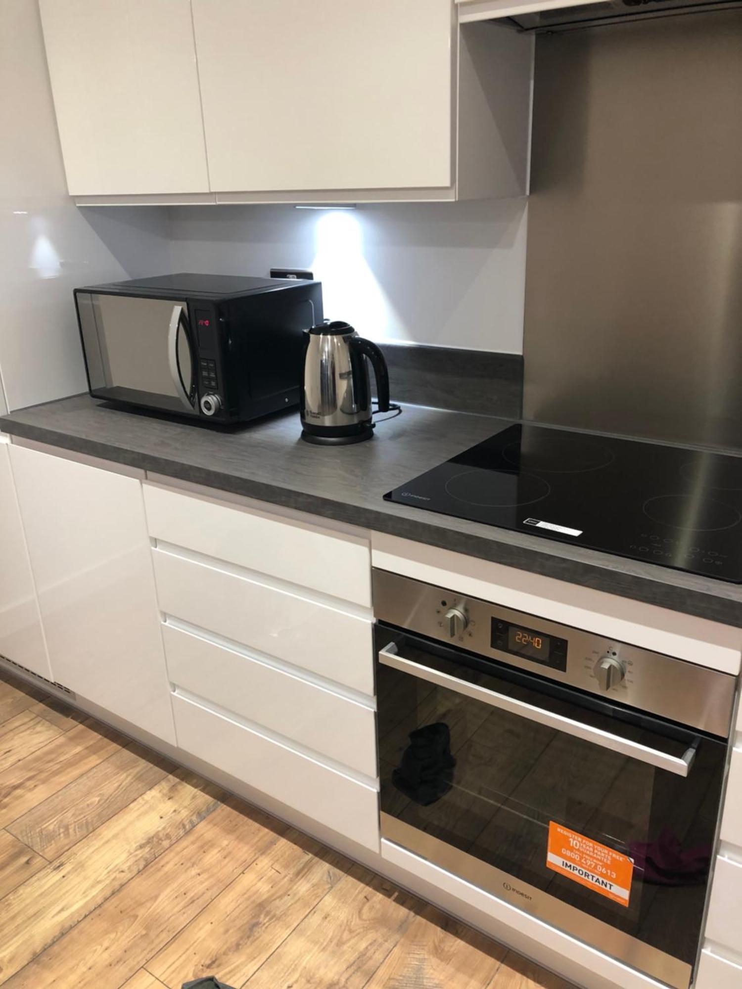 Luxury Kingsize Bedroom With Private Bathroom Northolt  Bagian luar foto