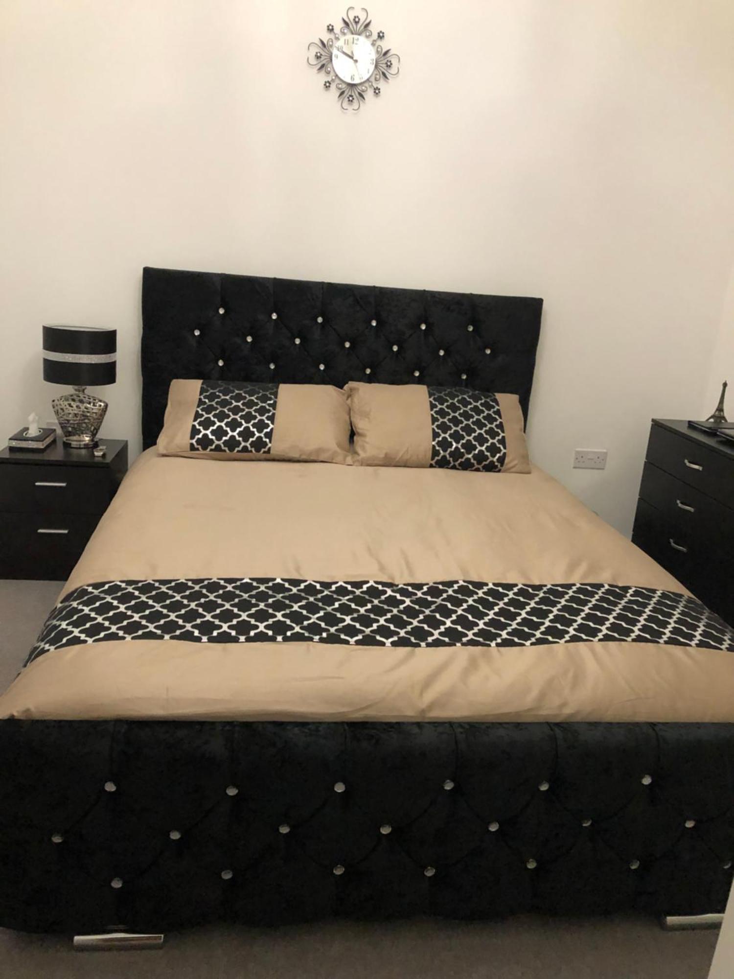 Luxury Kingsize Bedroom With Private Bathroom Northolt  Bagian luar foto